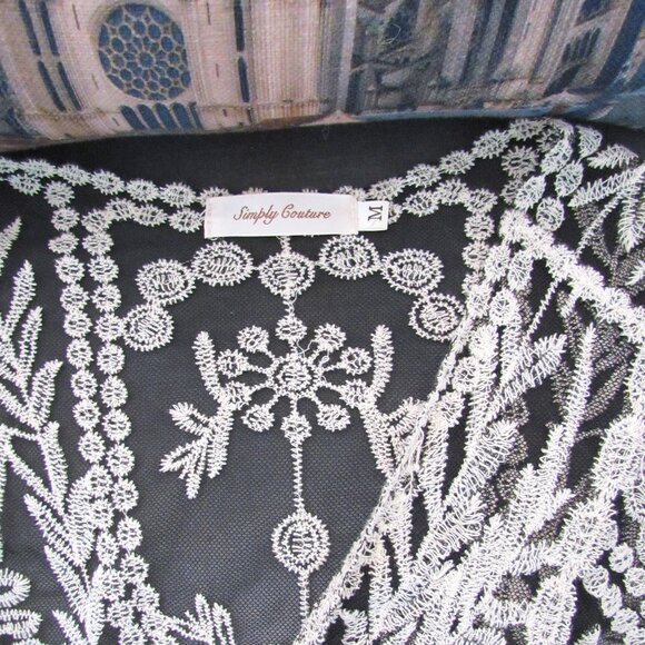 LACE JACKET, M, LONG BLACK & CREAM ELEGANT EVENING WRAP, SEMI-SHEER FANCY DESIGN - Picture 8 of 9